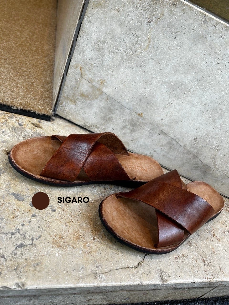 BRADOR SANDALS MIA