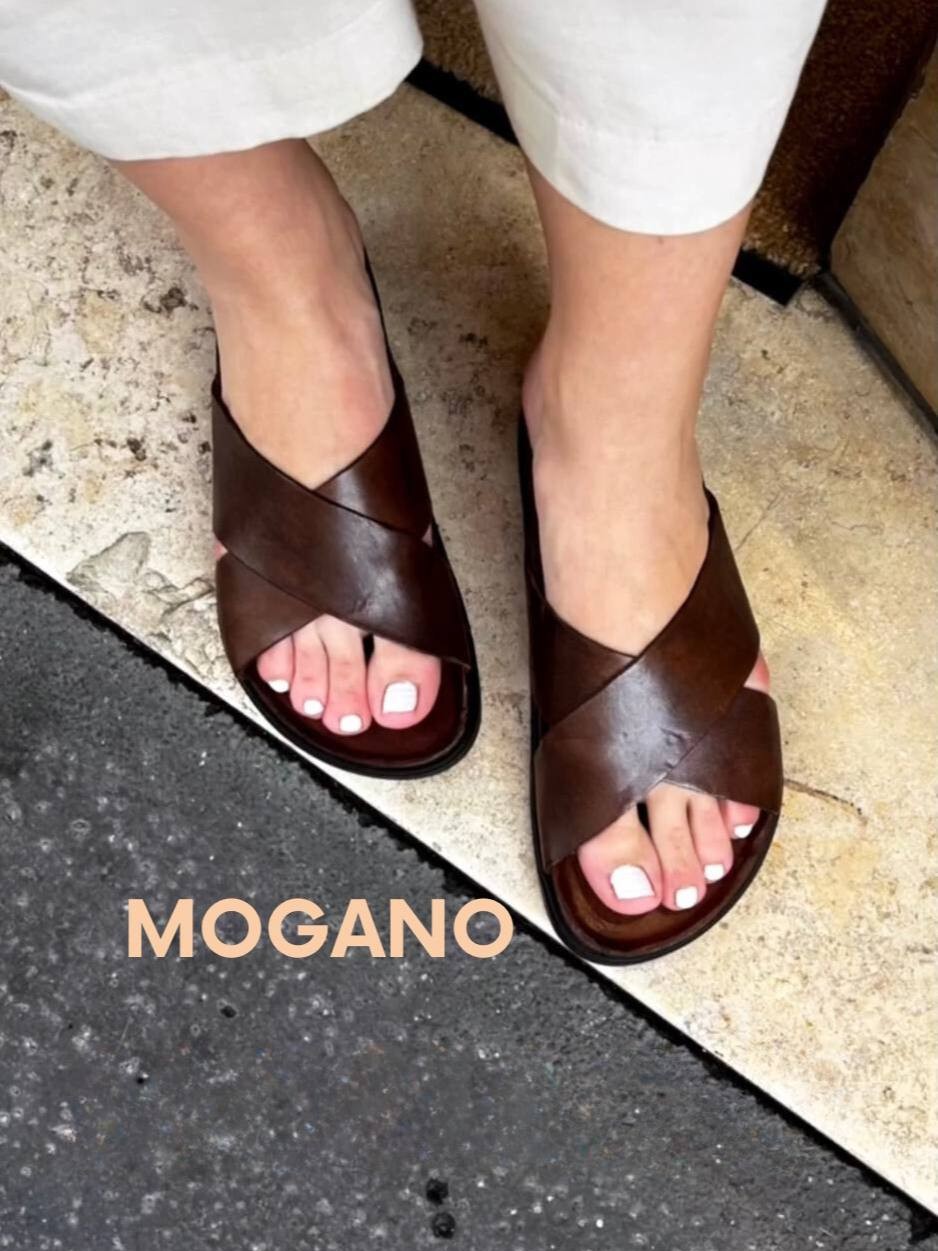 BRADOR SANDALS
