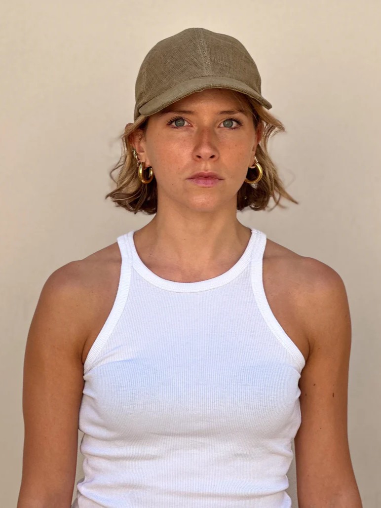 Reinhard Plank Base Linen Cap