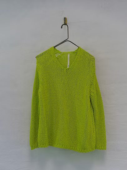 V Neck Pullover