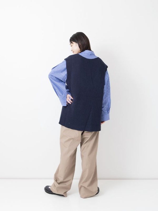 Cashmere V-Necked Vest - Image 7