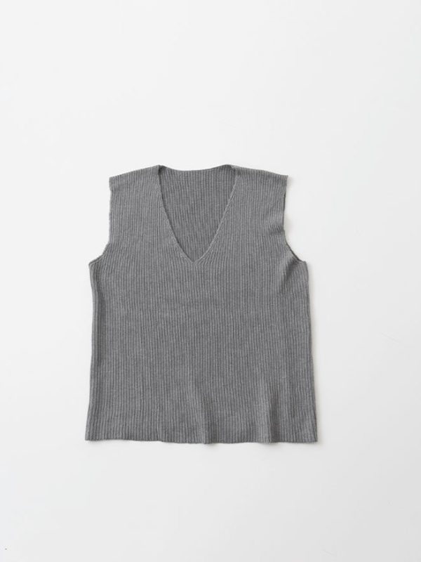 Cashmere V-Necked Vest - Image 9
