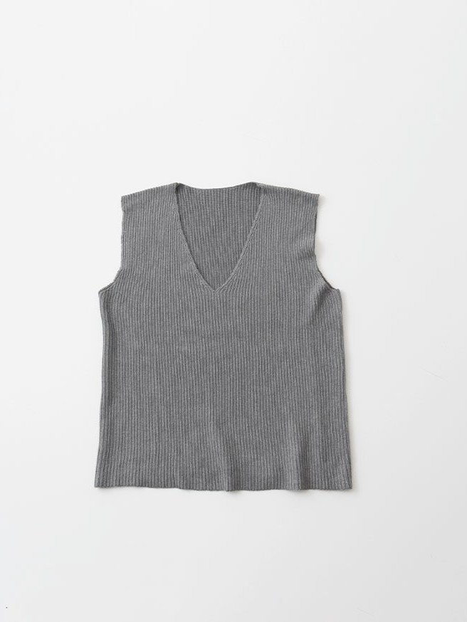 Cashmere V-Necked Vest
