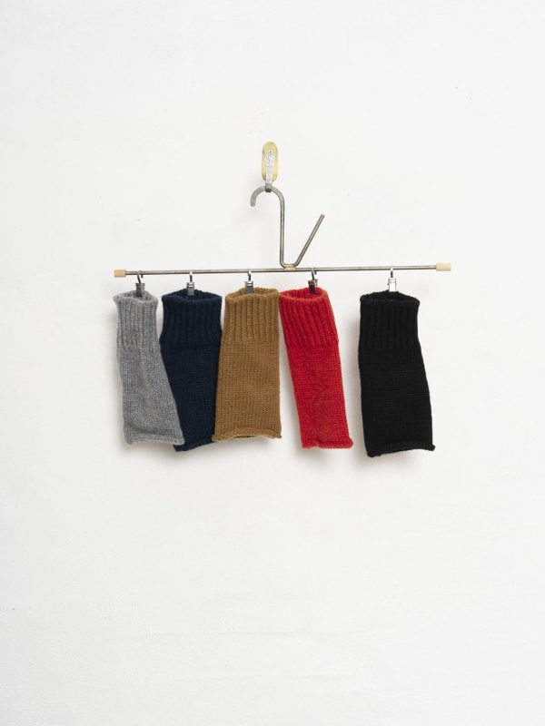 MJW. Cashmere Mittens - Image 3