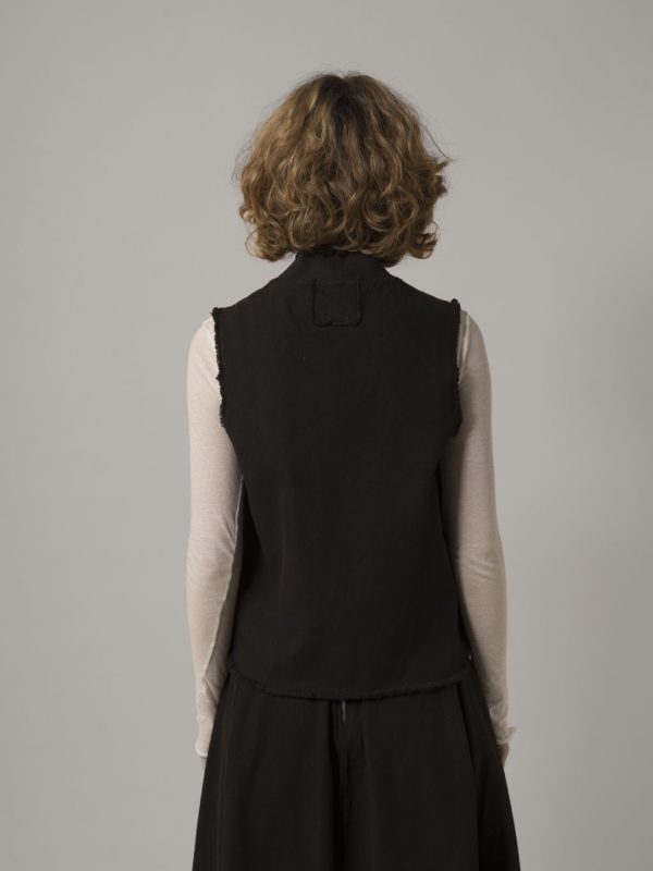 Aequamente Cotton Vest - Image 6