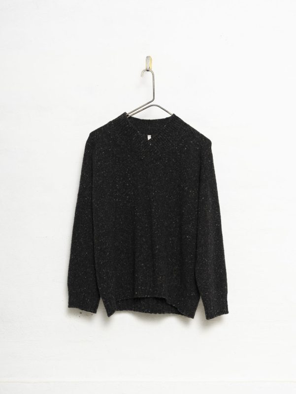 MJW. Cashmere V Neck Pullover