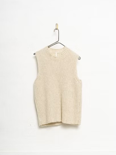 MJW. Alpaca Vest