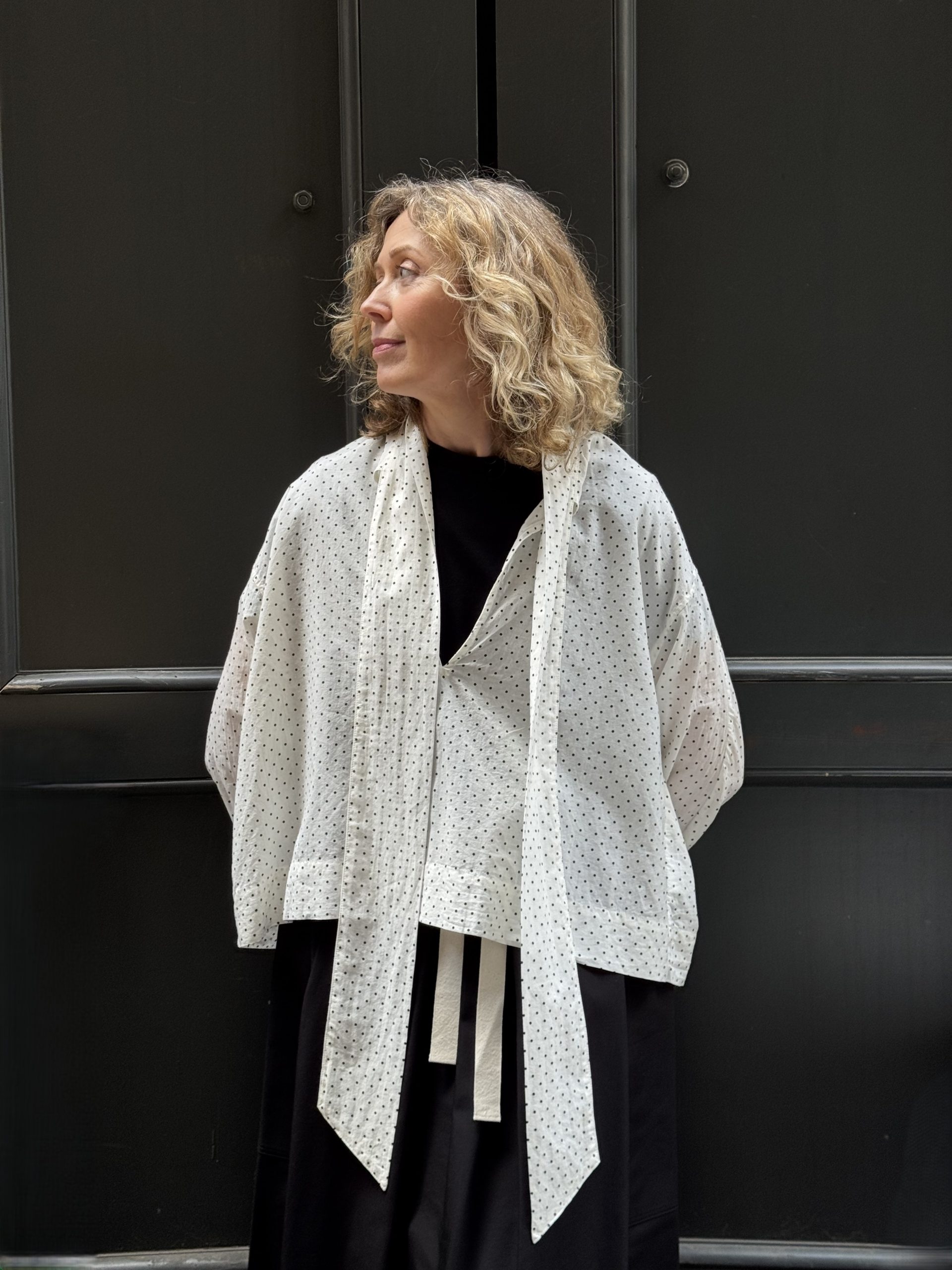 Dot Tie Collar Blouse