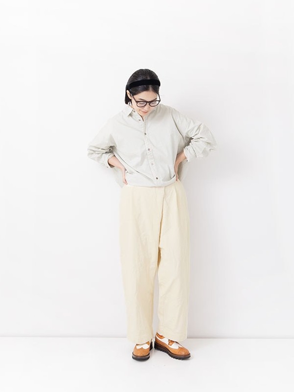 Vegetable Dyeing Front Tuck Pants