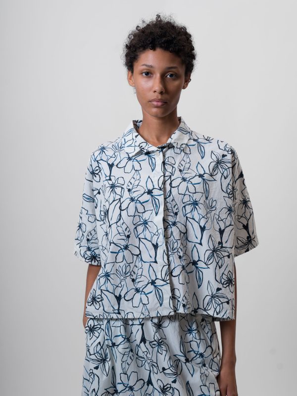 Aequamente Flowers Shirt