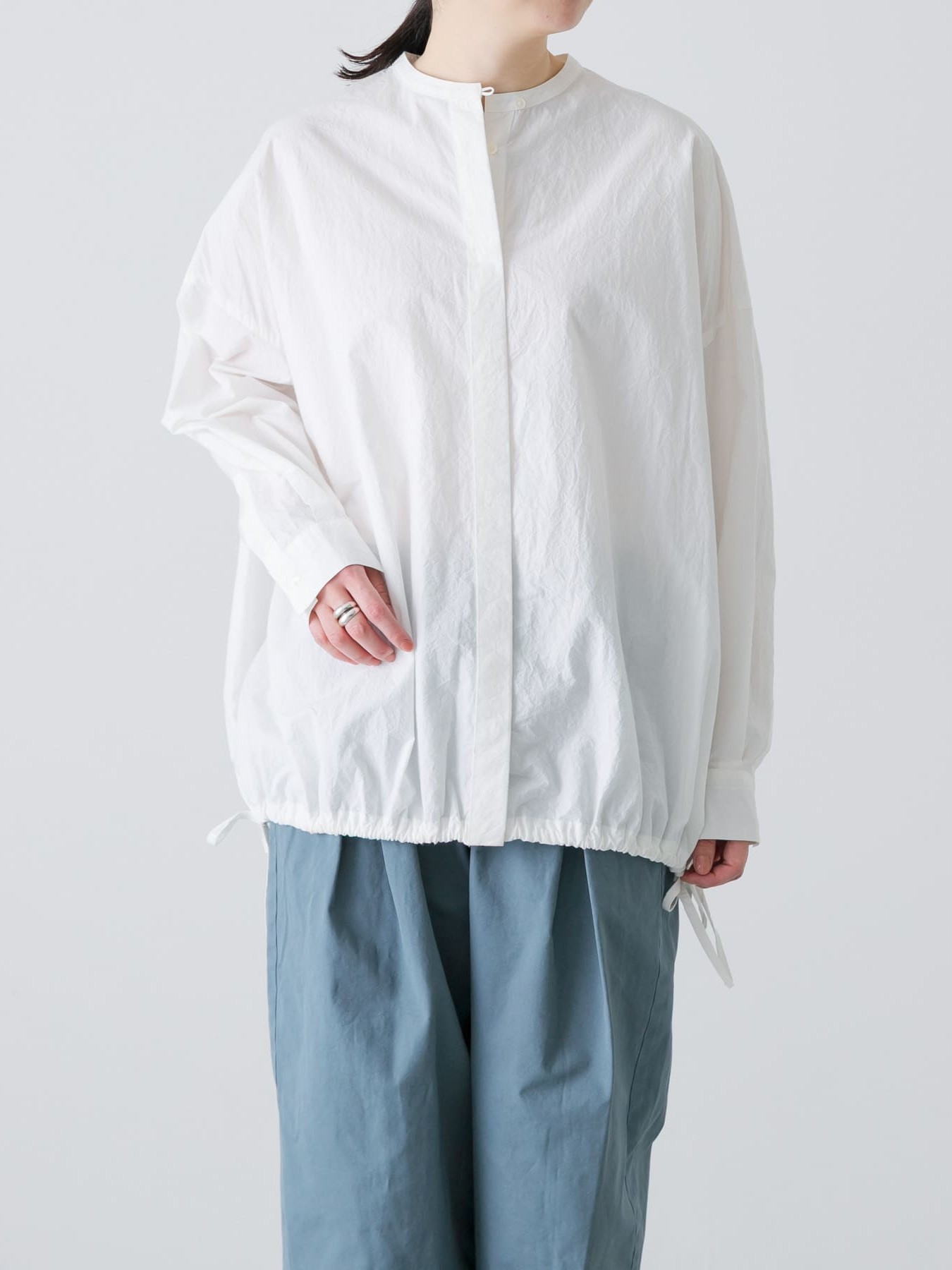 Kagure Collarless Oversized Shirt