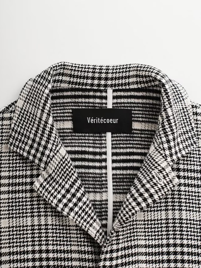 Veritecoeur Short Coat - Image 8