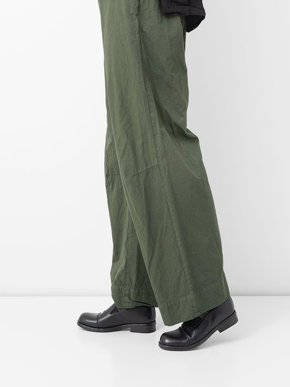 Veritecoeur Garment-Dyed Pants